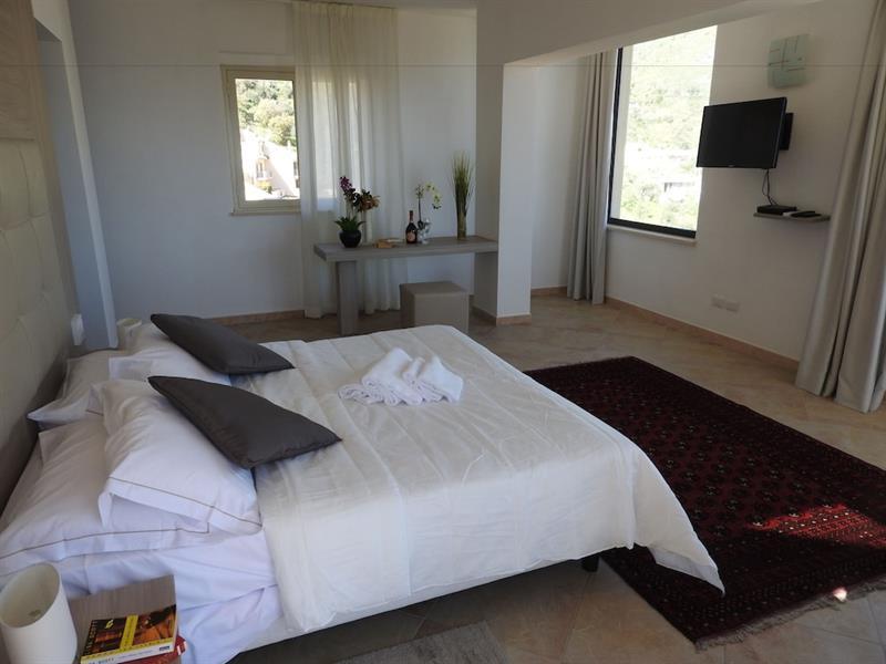 Villa Nina 2013 Appartamento ตาออร์มินา ภายนอก รูปภาพ