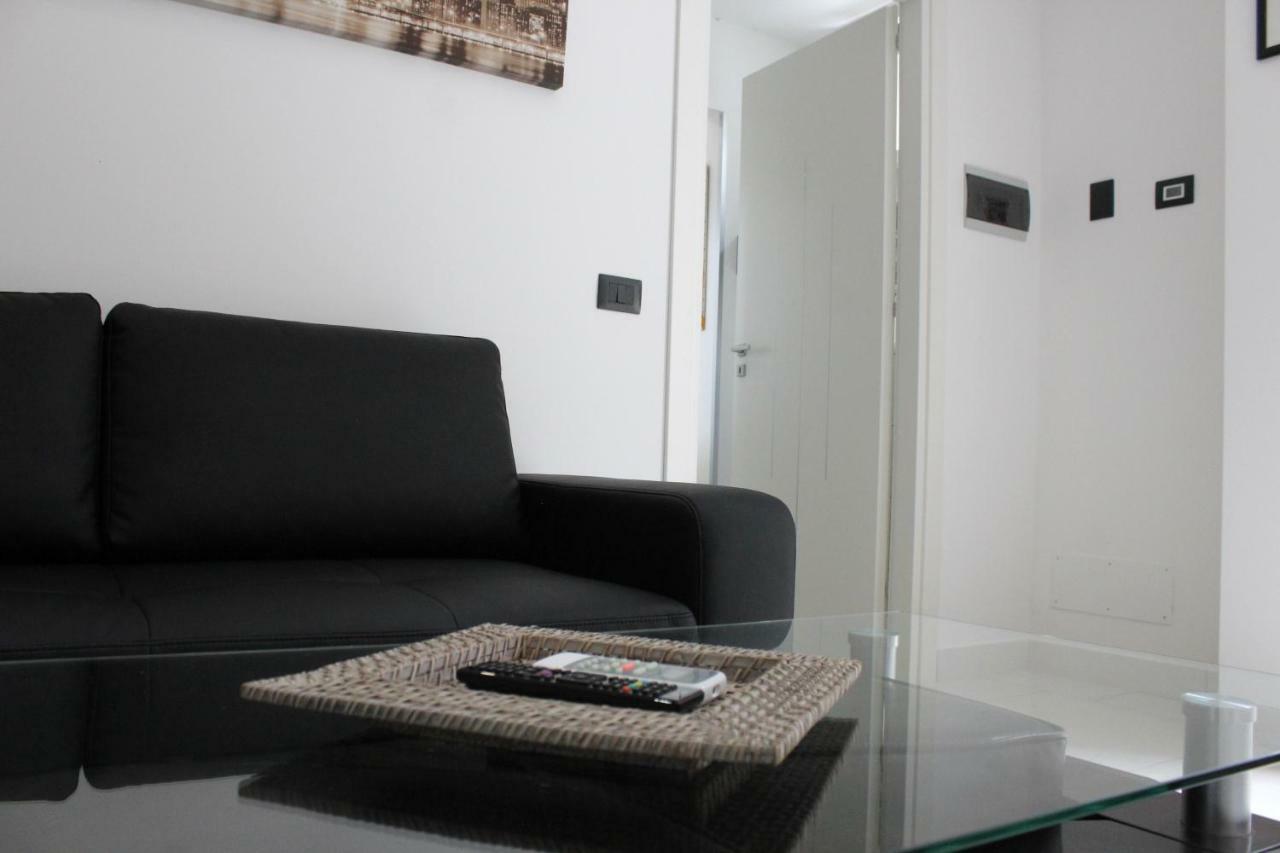 Villa Nina 2013 Appartamento ตาออร์มินา ภายนอก รูปภาพ