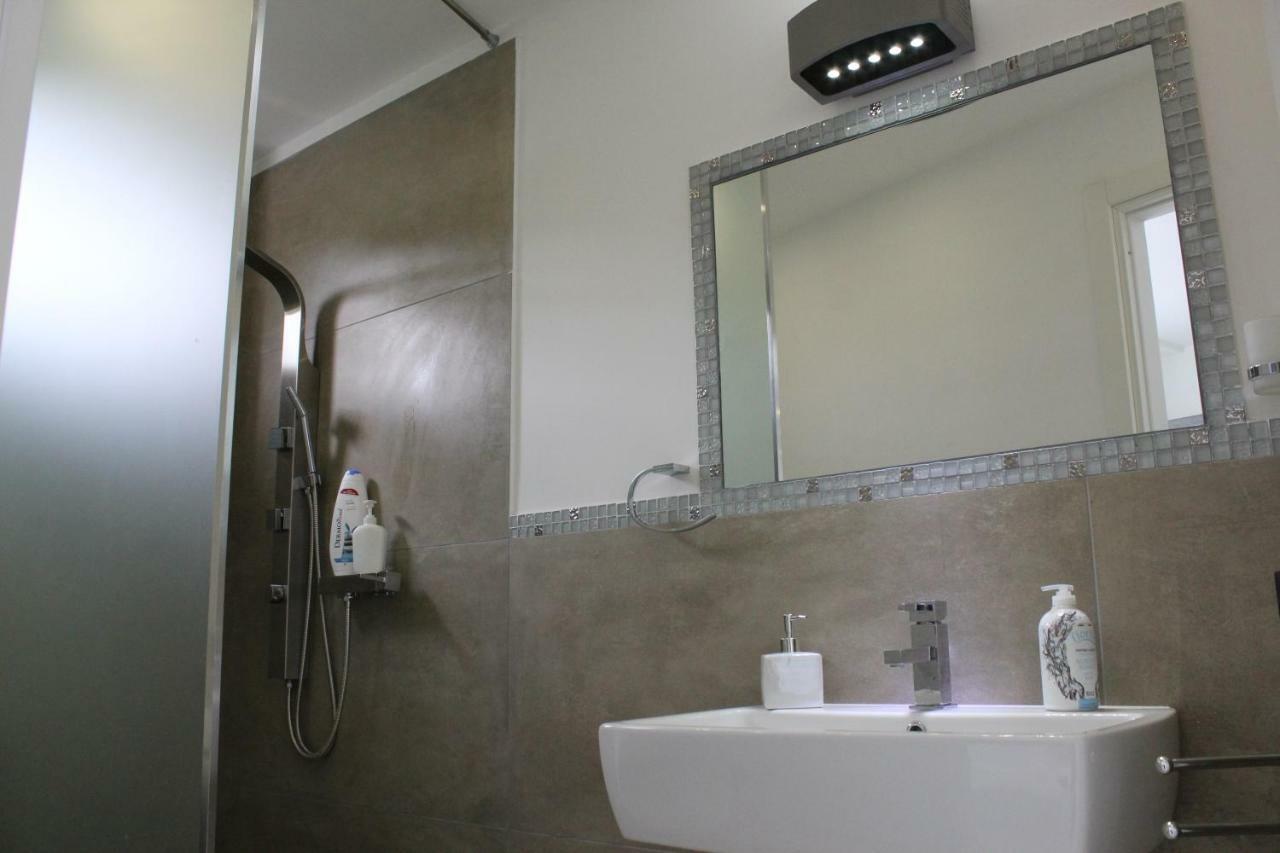 Villa Nina 2013 Appartamento ตาออร์มินา ภายนอก รูปภาพ